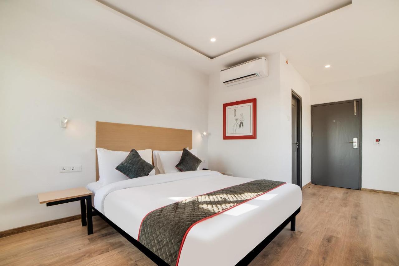 Townhouse Ss Aero Prime Hotel Shamshabad Luaran gambar