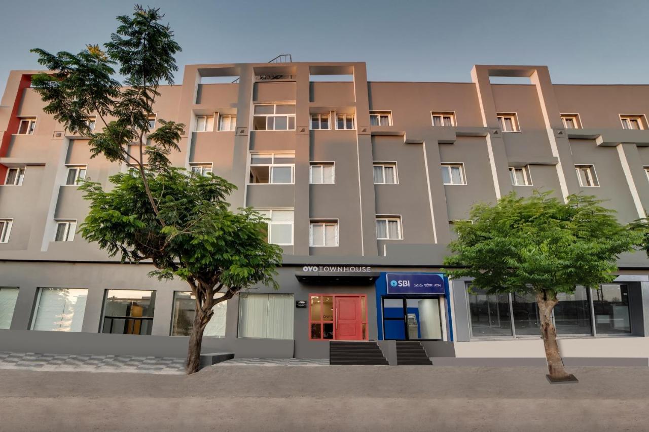 Townhouse Ss Aero Prime Hotel Shamshabad Luaran gambar