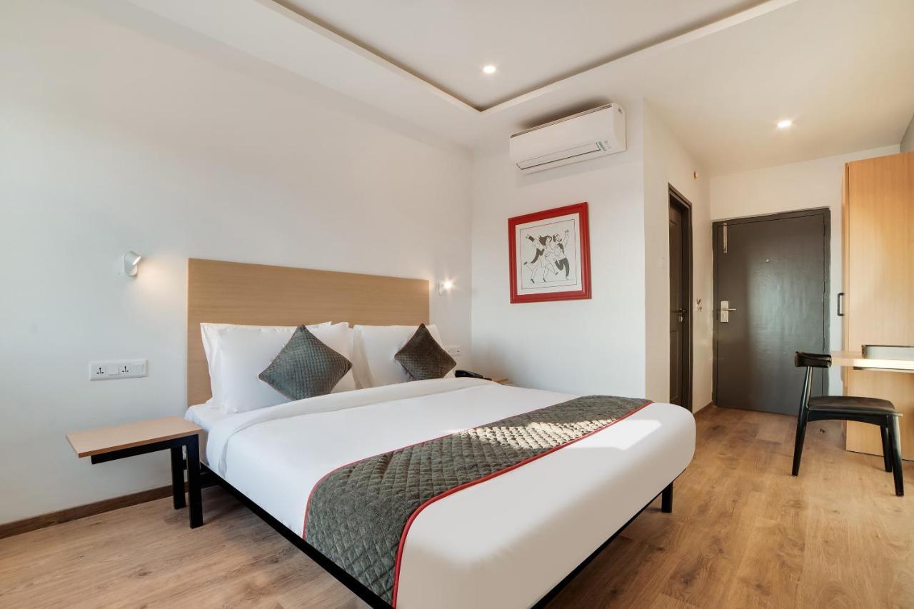Townhouse Ss Aero Prime Hotel Shamshabad Luaran gambar