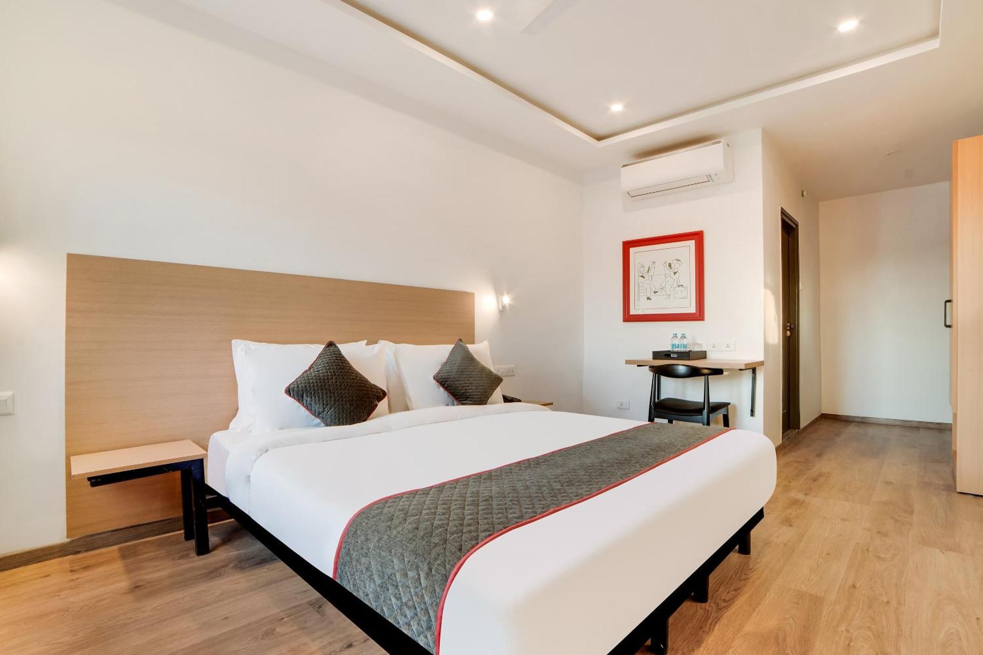 Townhouse Ss Aero Prime Hotel Shamshabad Luaran gambar