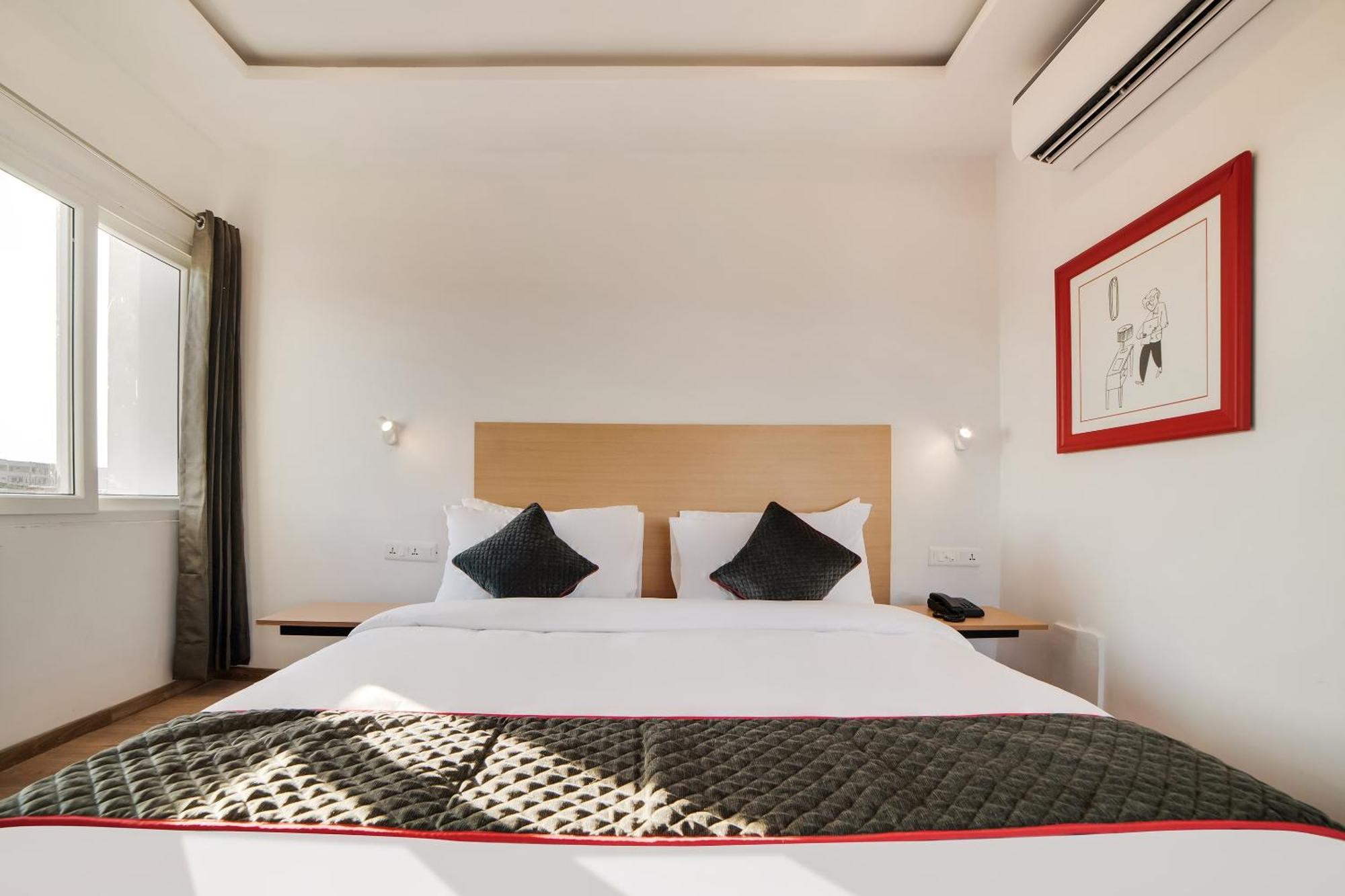 Townhouse Ss Aero Prime Hotel Shamshabad Luaran gambar