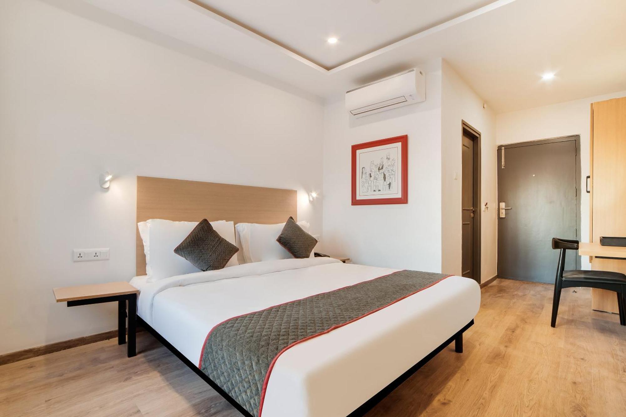 Townhouse Ss Aero Prime Hotel Shamshabad Luaran gambar