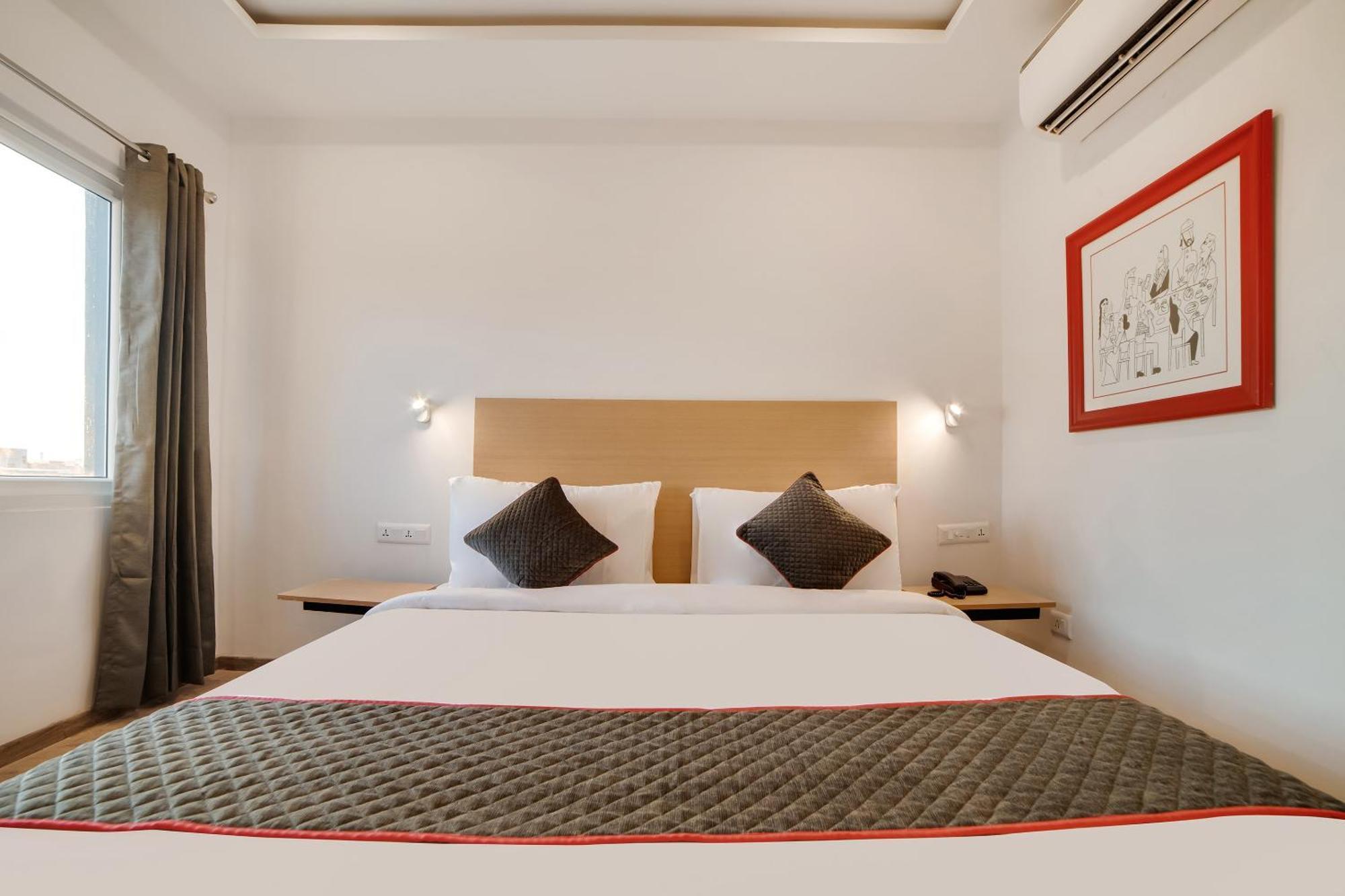 Townhouse Ss Aero Prime Hotel Shamshabad Luaran gambar