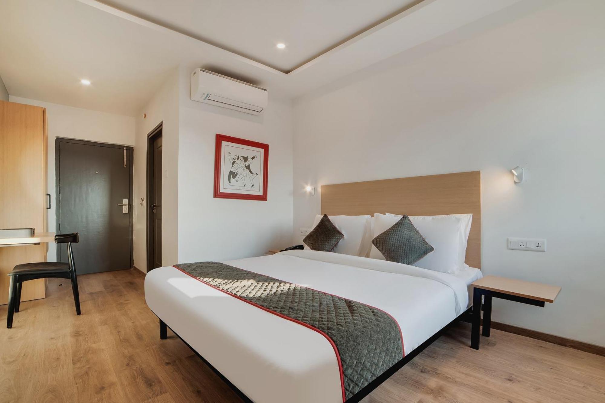 Townhouse Ss Aero Prime Hotel Shamshabad Luaran gambar